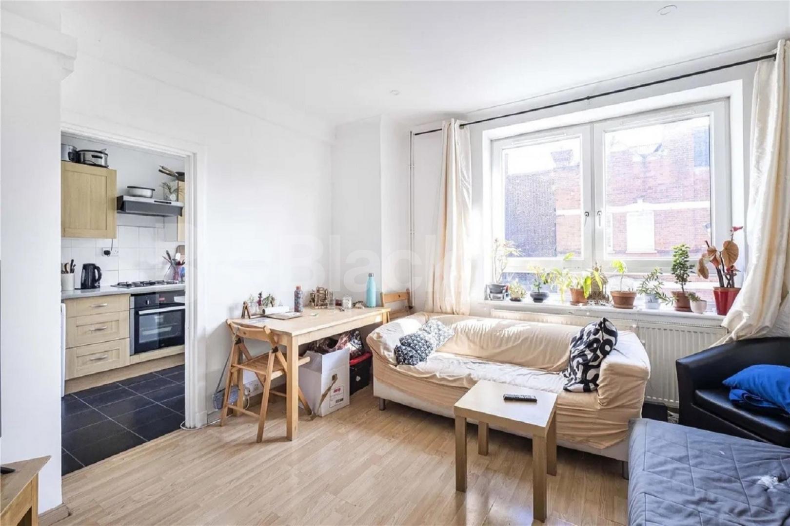 Located moments from London Bridge, Borough and The River Thames Whites Grounds, London Bridge